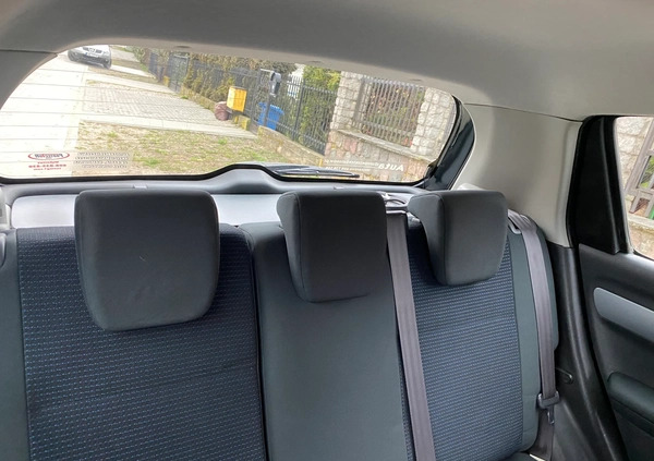 Suzuki Swift cena 16500 przebieg: 142000, rok produkcji 2010 z Wejherowo małe 301